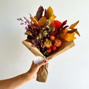 Fall Seasonal Dried Flowers (Mixed Styles)