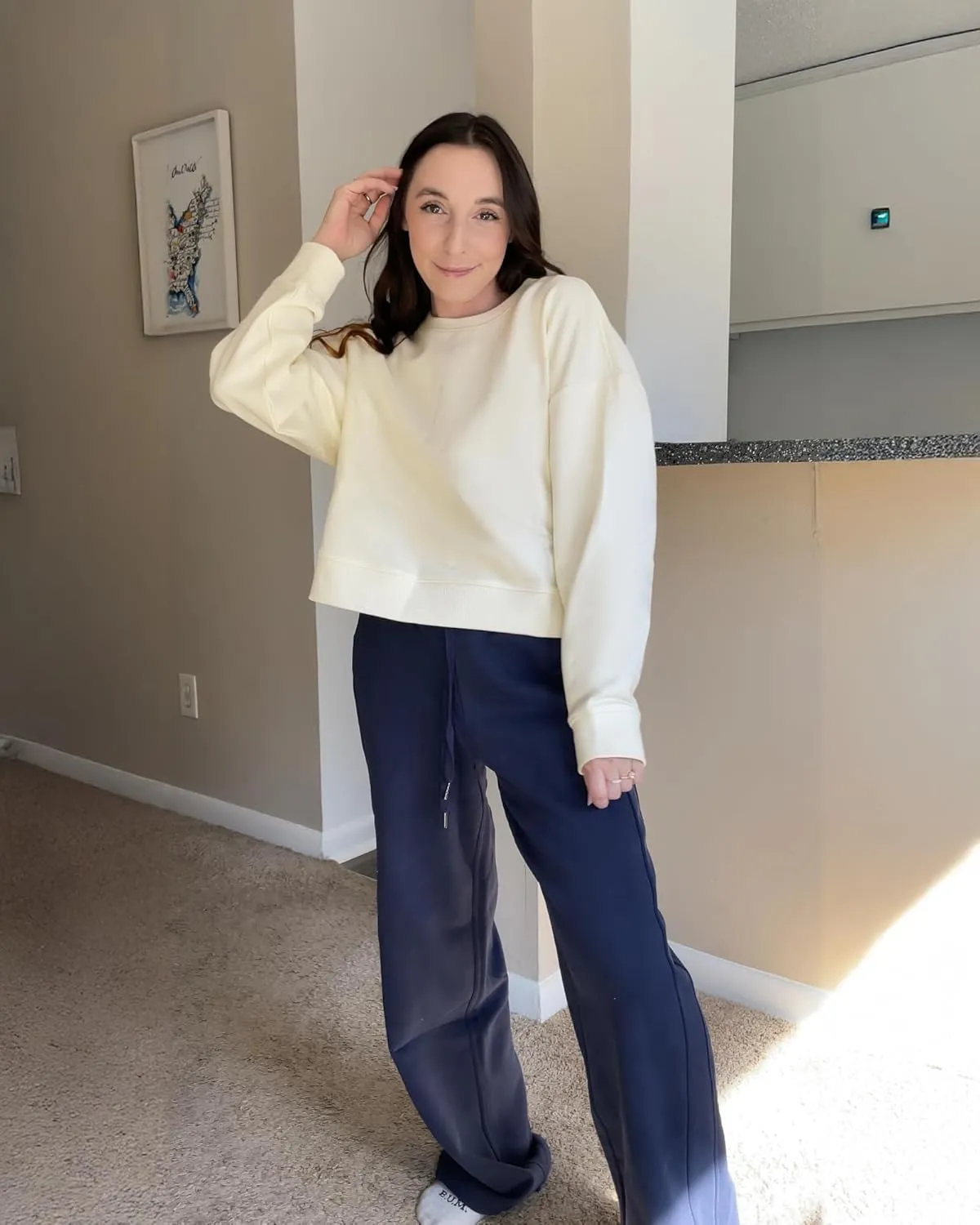 Stelle Cropped Sweatshirts for Women Cotton Long Sleeve Crop Tops Crewneck Pullover Oversized Sweater