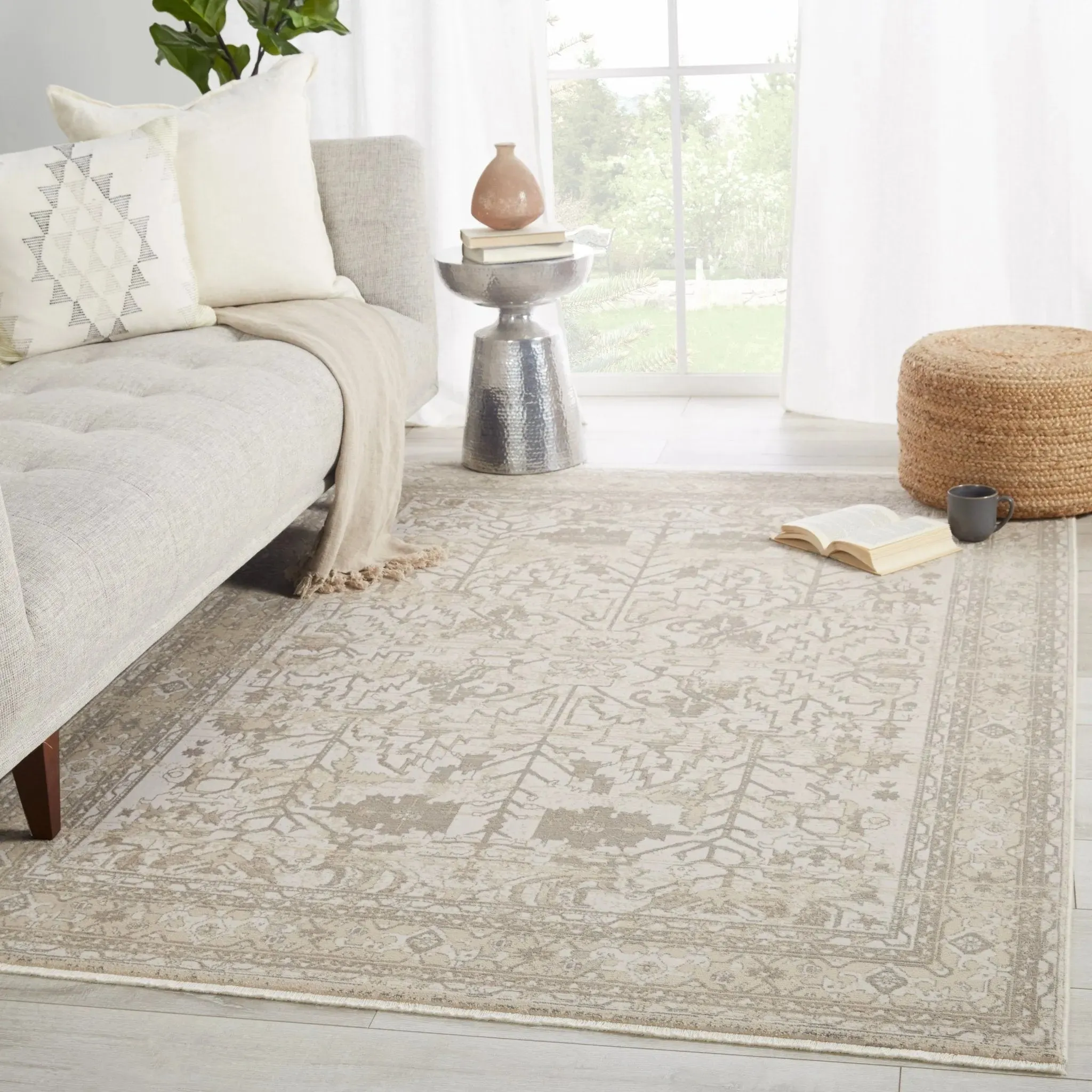 Vienne VNE05 Valentin Cream/Light Gray Rug