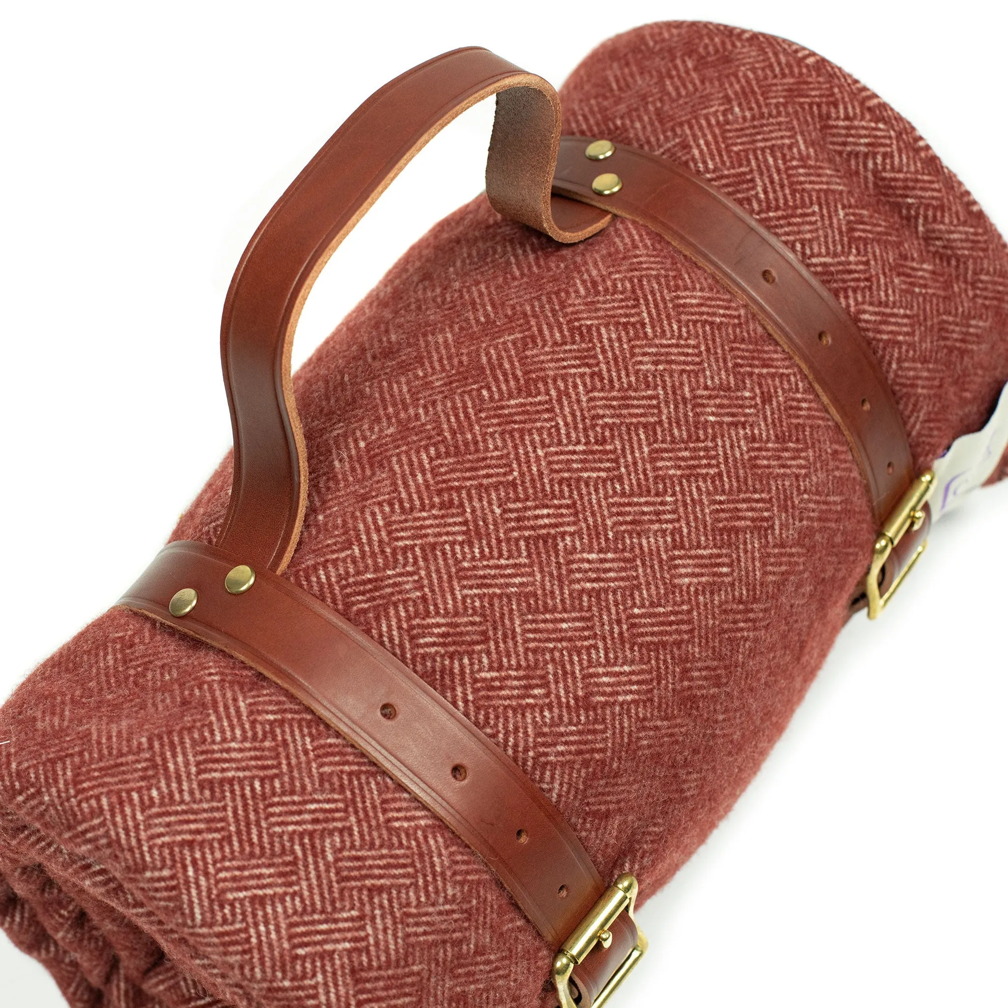 Waxed back picnic blanket in deco brick-red and ecru lambswool