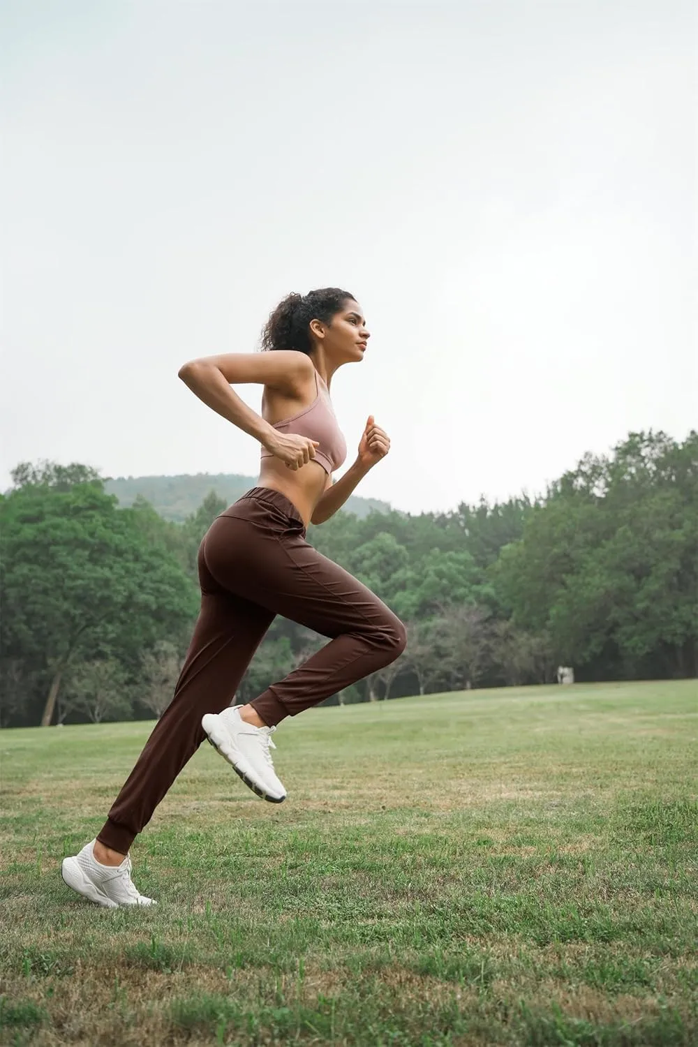 Women's Joggers Pants with Pockets Drawstring Running Sweatpants Workout Casual Tapered Pants